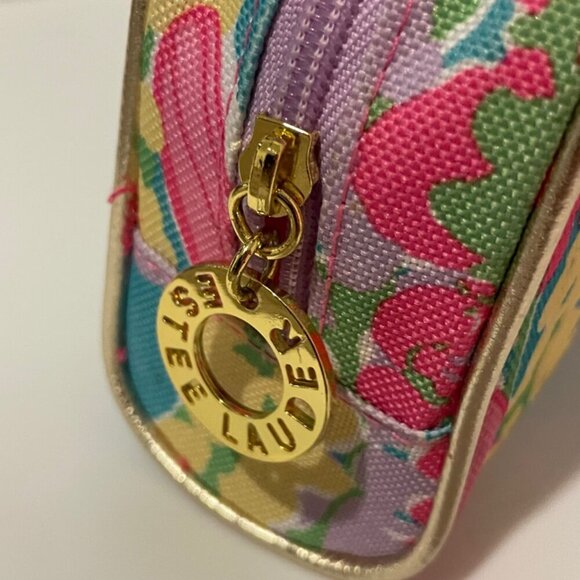 PREPPY COQUETTE ESTEE LAUDER LILLY PULITZER MAKE UP BAG HOT PINK LILAC FLORAL - Picture 2 of 14